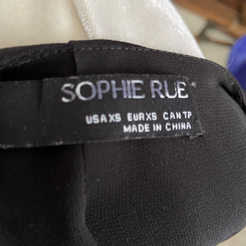 Sophie Rue - Picture 3 of 3